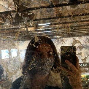 Meet your Posher, Alyson